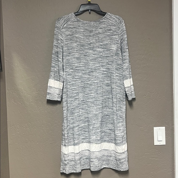 Hilary Radley Gray and White Dress - Picture 4 of 7